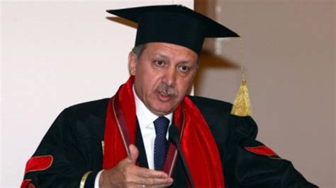 M­a­r­m­a­r­a­ ­Ü­n­i­v­e­r­s­i­t­e­s­i­’­n­d­e­n­ ­­E­r­d­o­ğ­a­n­’­ı­n­ ­D­i­p­l­o­m­a­s­ı­n­a­’­ ­İ­l­i­ş­k­i­n­ ­Y­e­n­i­ ­B­i­r­ ­P­a­y­l­a­ş­ı­m­:­ ­­G­e­r­i­ ­A­l­ı­n­a­n­ ­İ­k­i­n­c­i­ ­N­ü­s­h­a­s­ı­d­ı­r­­